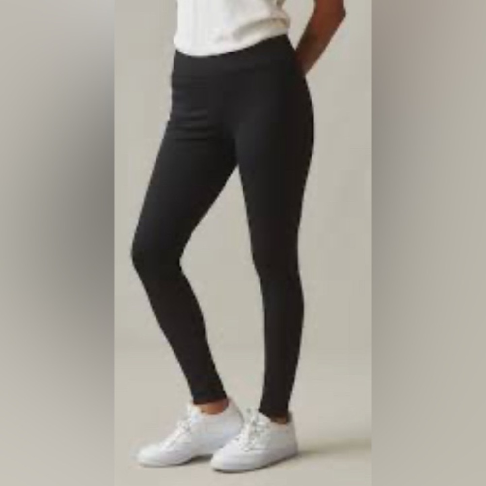 ASHLEY- Classics high rise ponte pants size women’s medium